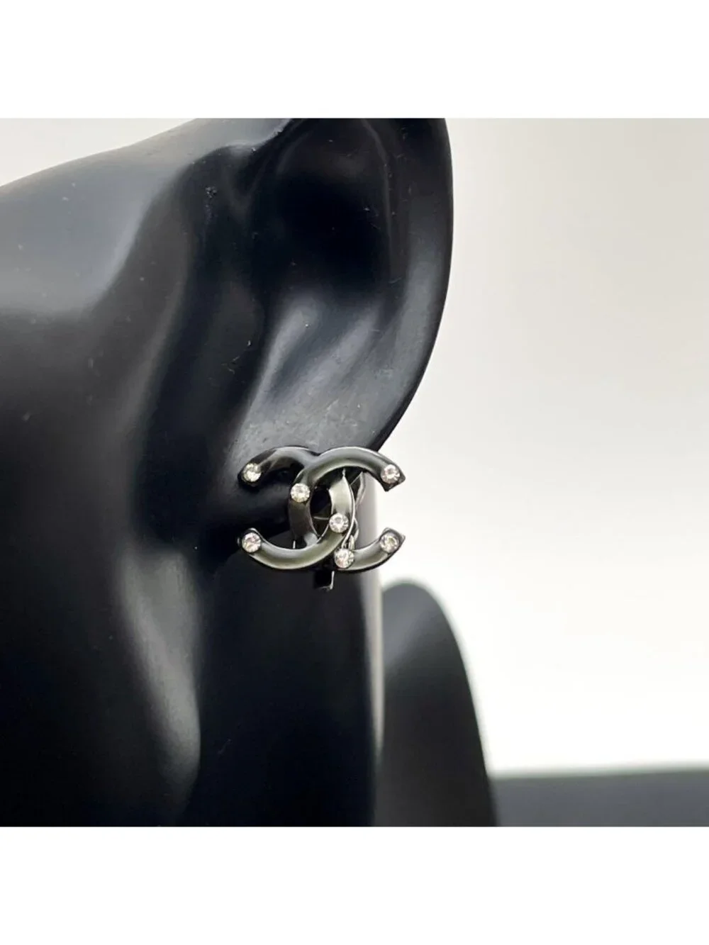 Chanel CC Logo Earrings 03A Rhinestone Icon